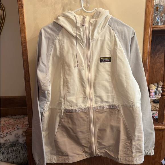 L.L. Bean Jackets & Blazers - L.L. Bean Supplex Women's Jacket in Cream